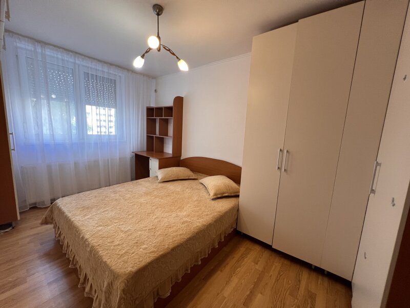 Metrou 1 Decembrie, 2 camere renovat.
