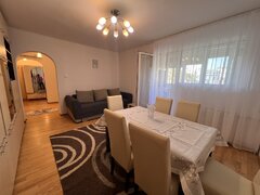 Metrou 1 Decembrie 2 camere renovat